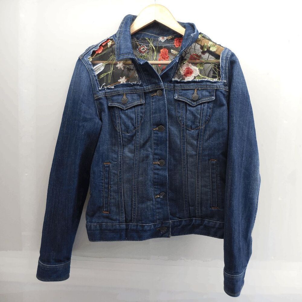 Old Navy Womens Jacket Small Blue‎ Embroidered 3D Lace Floral Sheer Denim Snap - Picture 1 of 4